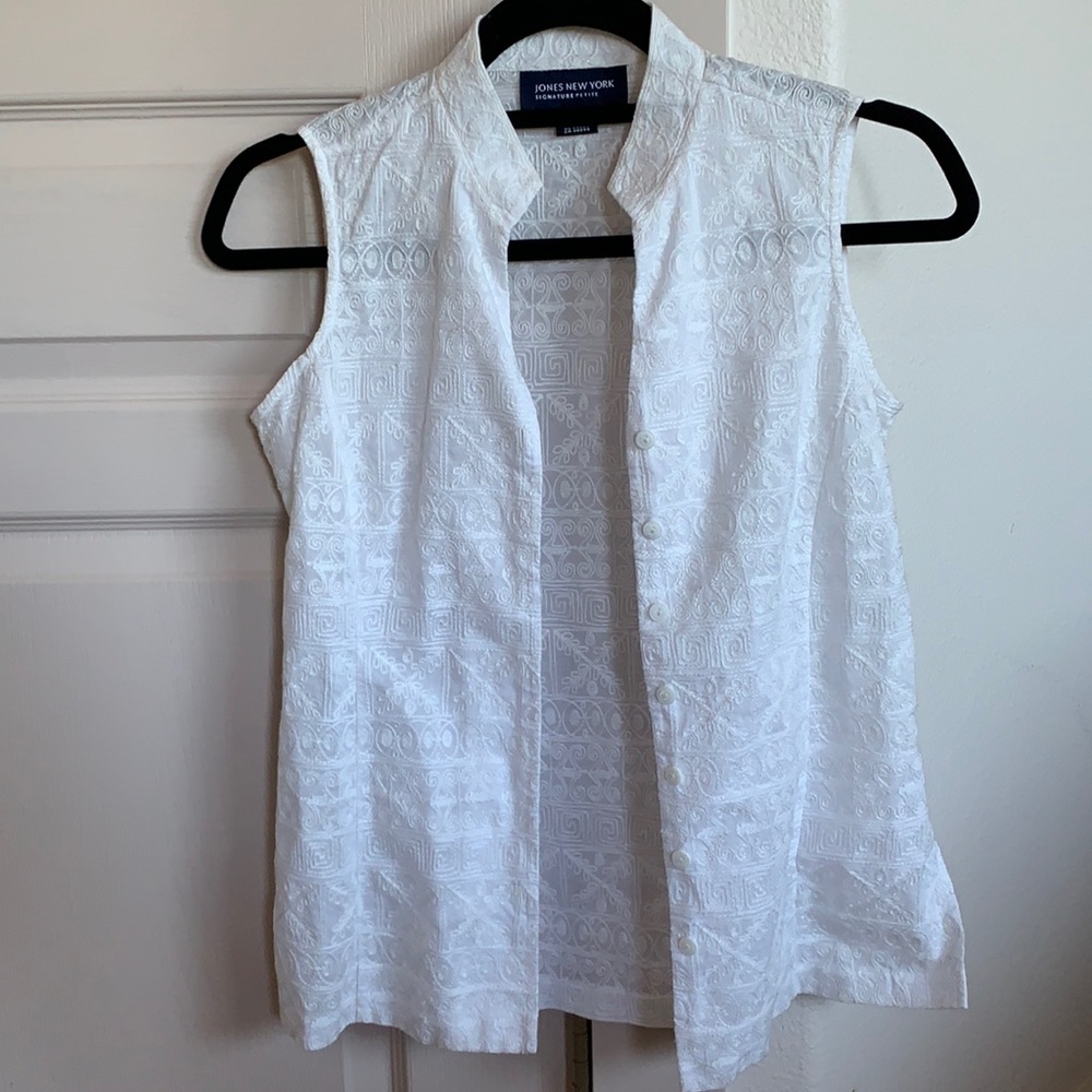 Jones New York White vest